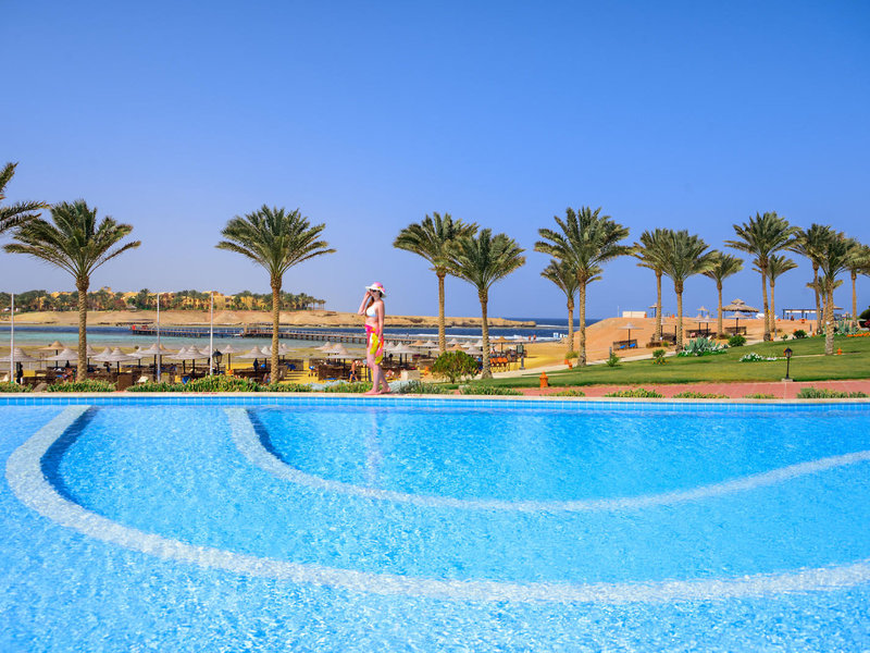 JAZ Lamaya Resort 6 - Outdoor Pool