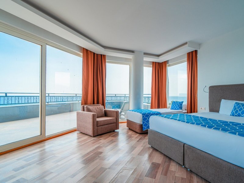 Avantgarde Comfort Hotel 34