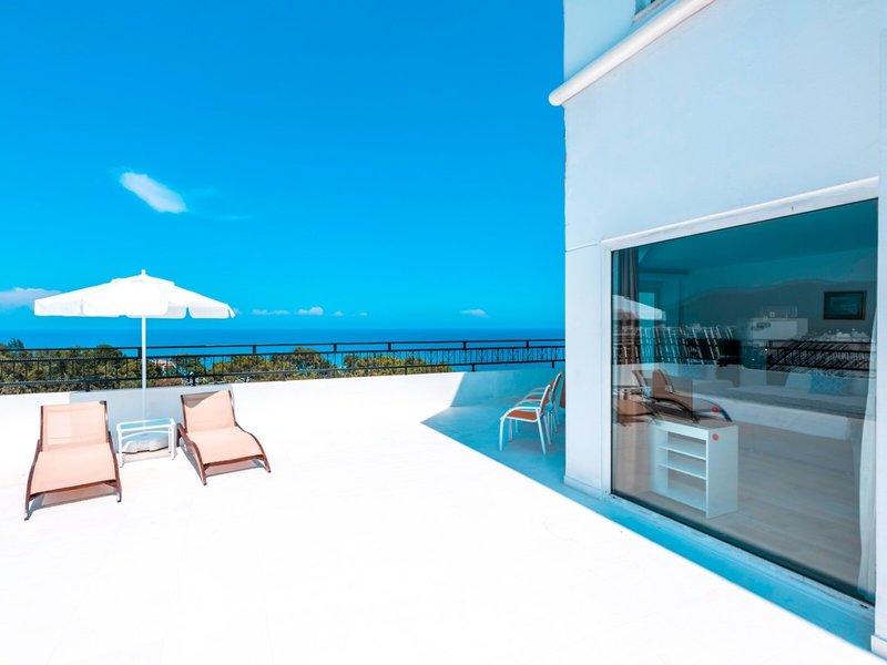 Avantgarde Comfort Hotel 35