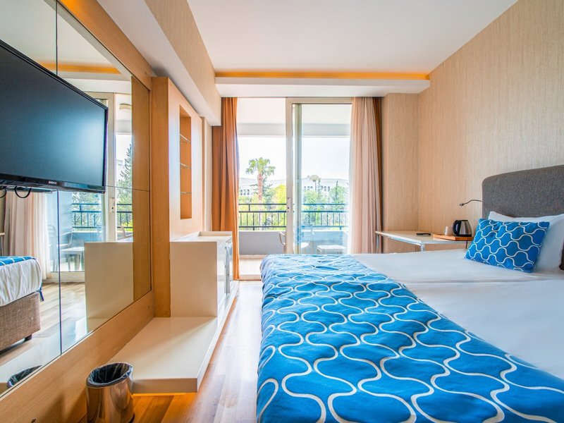 Avantgarde Comfort Hotel 38