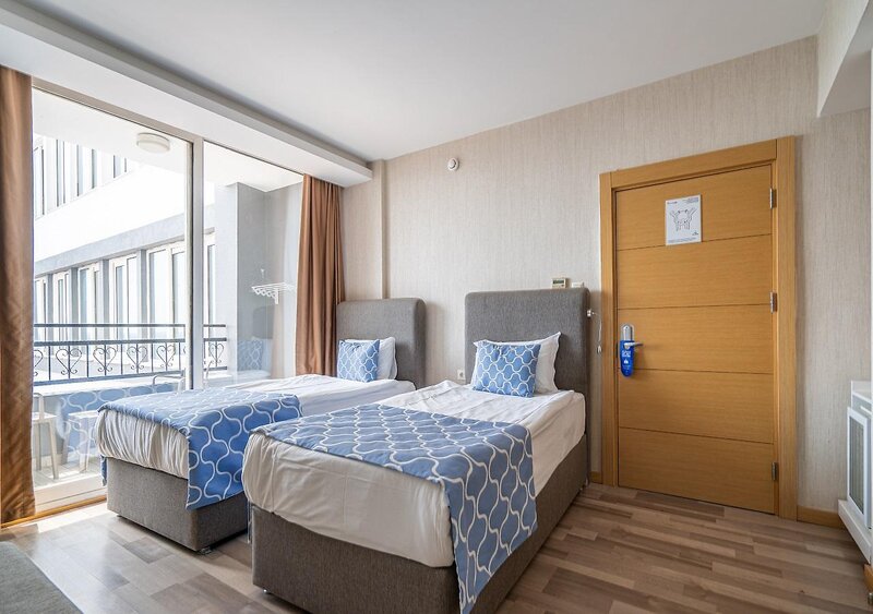 Amara Comfort Resort 38