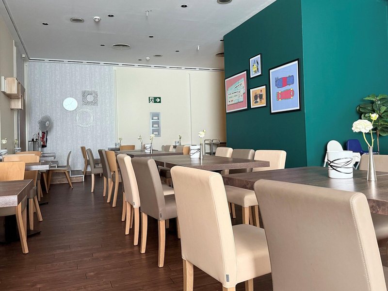 Novum Hotel Madison Düsseldorf 6