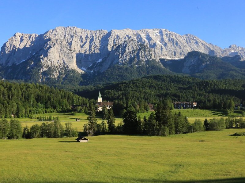 Schloss Elmau - Luxury Spa & Cultural Hideaway 3