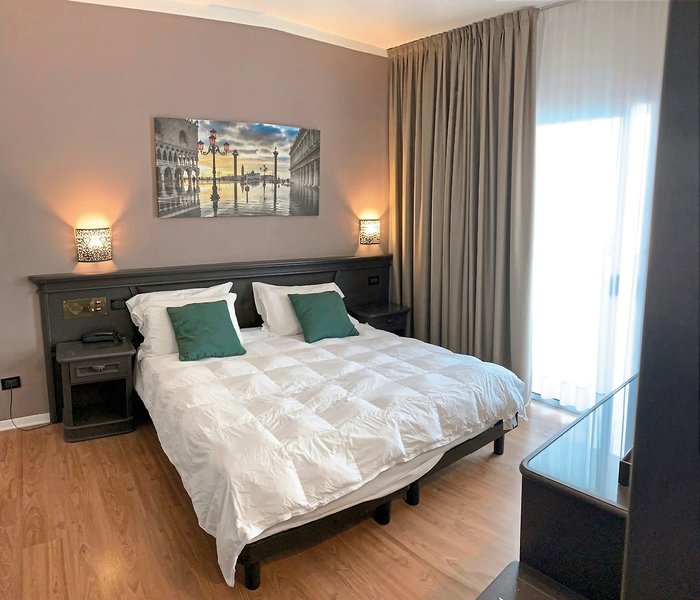 Park Hotel Cellini 12