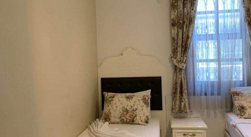 Kaleiçi Ozkavak Hotel 1