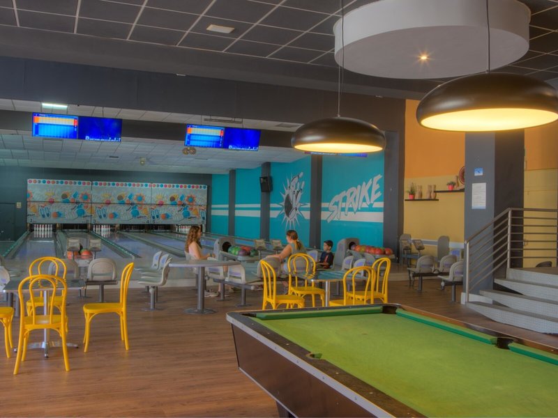 Ocean Blue & Sand by H10 18