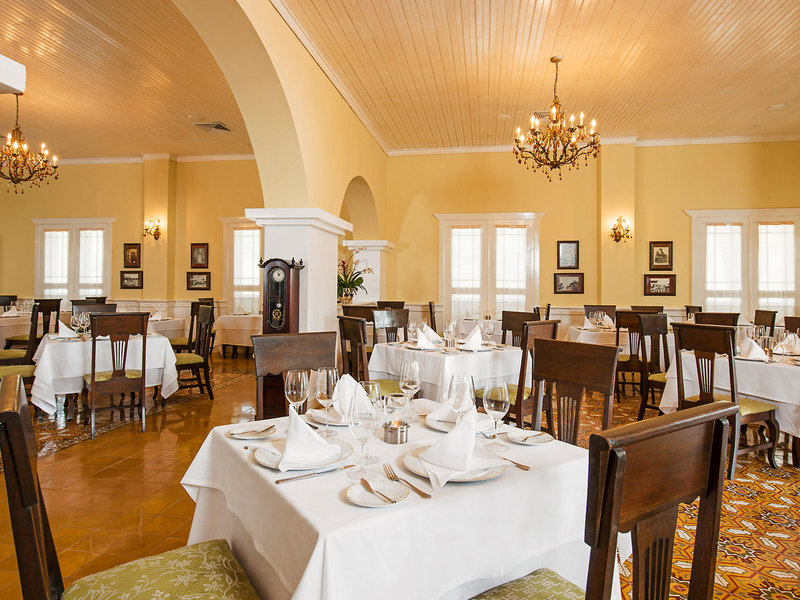 Ocean Blue & Sand by H10 23