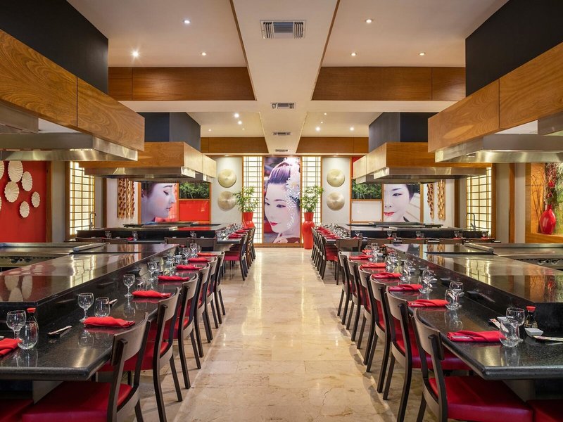 Ocean Blue & Sand by H10 33