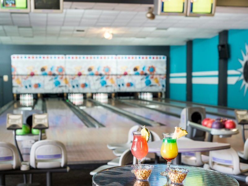 Ocean Blue & Sand by H10 47