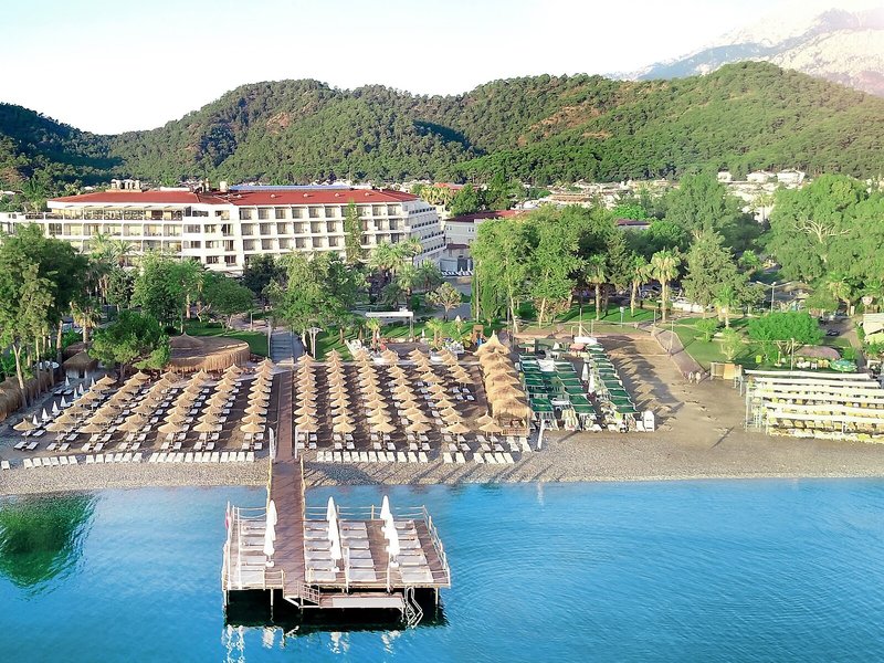 Queen´s Park Türkiz Kemer 21