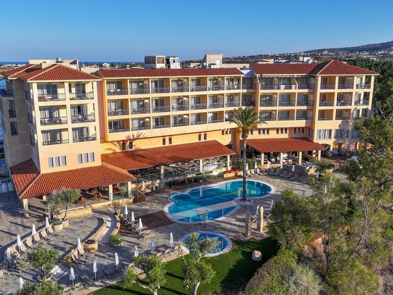 SENTIDO Thalassa Coral Bay 5