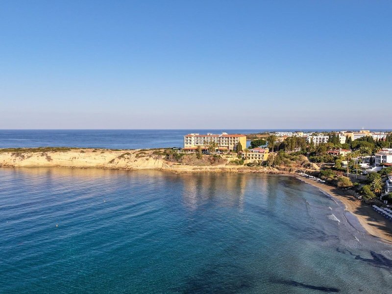 SENTIDO Thalassa Coral Bay 7