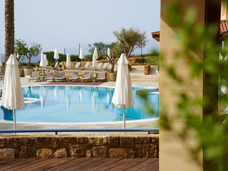 SENTIDO Thalassa Coral Bay 11