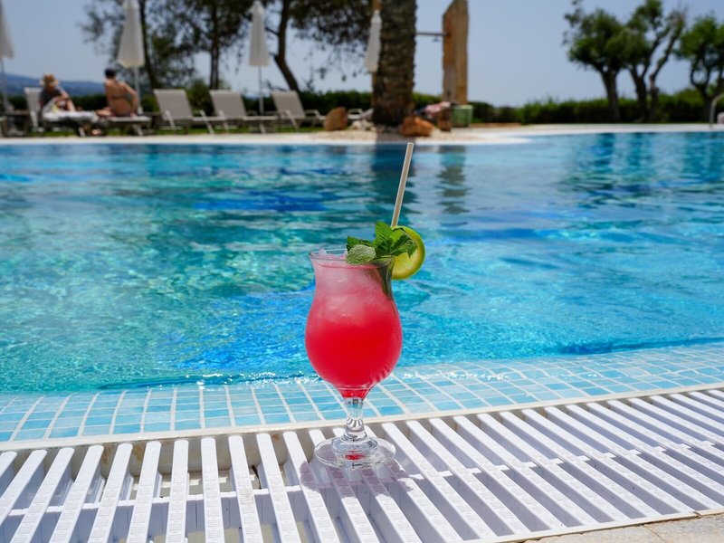 SENTIDO Thalassa Coral Bay 12