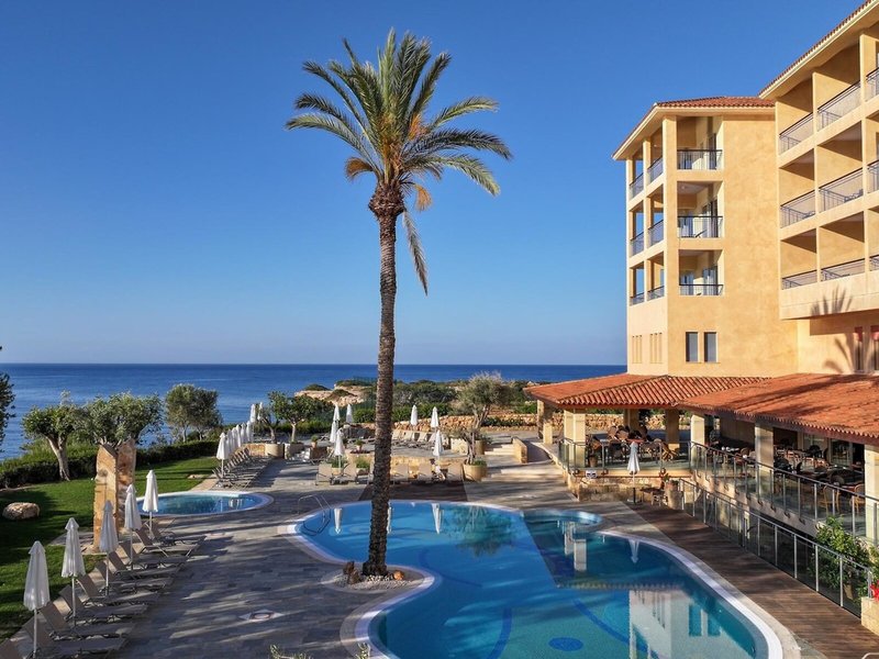 SENTIDO Thalassa Coral Bay 16
