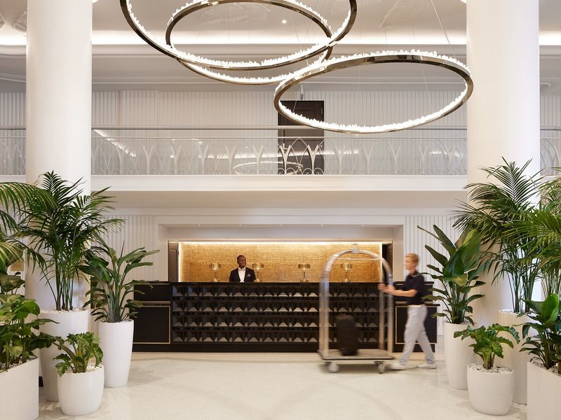 Cadillac Hotel & Beach Club, Autograph Collection 28