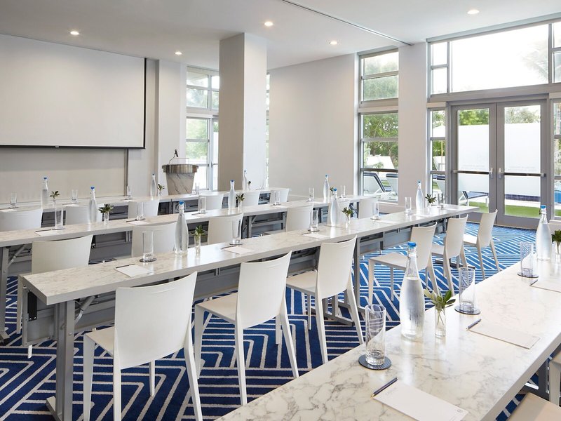 Cadillac Hotel & Beach Club, Autograph Collection 29