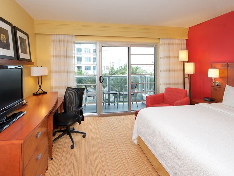 Cadillac Hotel & Beach Club, Autograph Collection 48