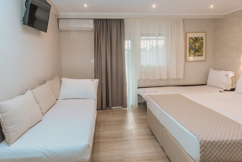 Ammos Beach Seaside Luxury Suites Hotel 9