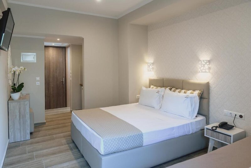 Ammos Beach Studios & Suites 15 - Room Example