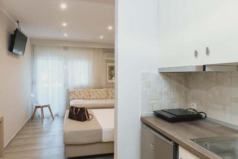 Ammos Beach Studios & Suites 17 - Room Example