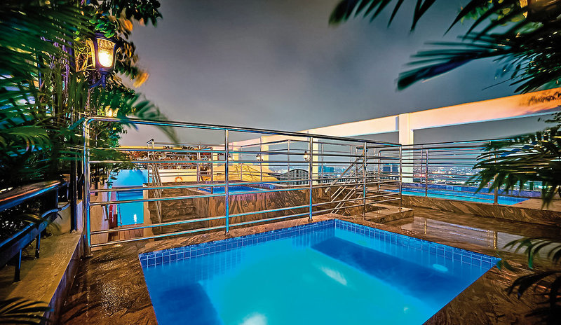 Windsor Plaza Hotel 1