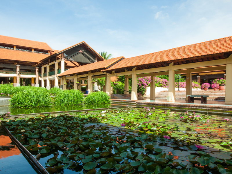 Pandanus Resort 7