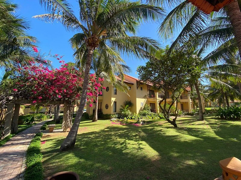 Pandanus Resort 10