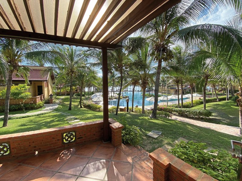 Pandanus Resort 18