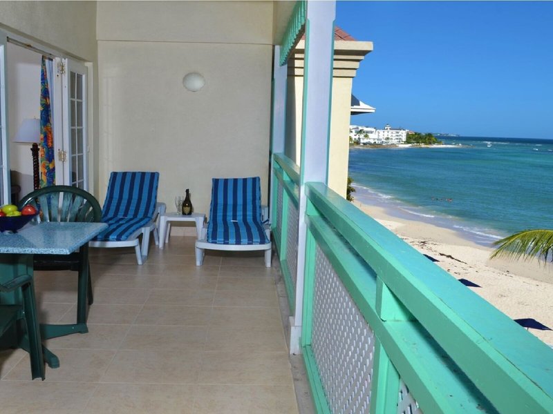 Coral Mist Beach Hotel 5