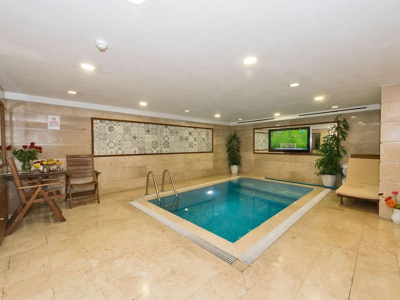 Darkmen Boutique Hotel 4