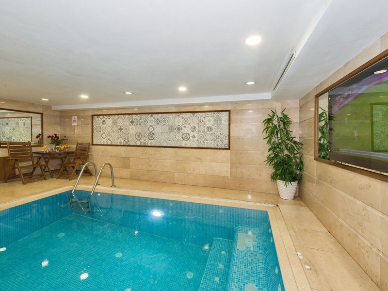 Darkmen Boutique Hotel 8