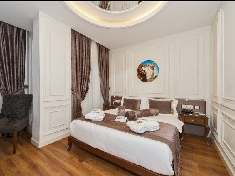 Darkmen Boutique Hotel 42