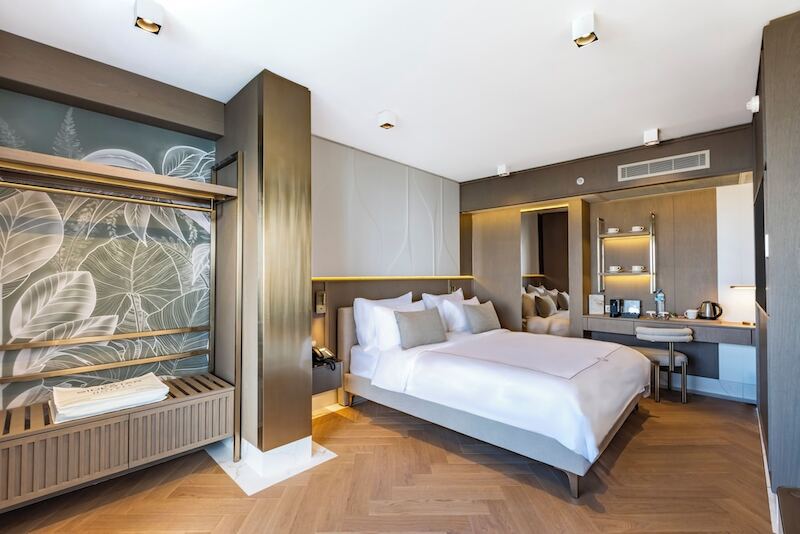 Side Star Elegance 104
