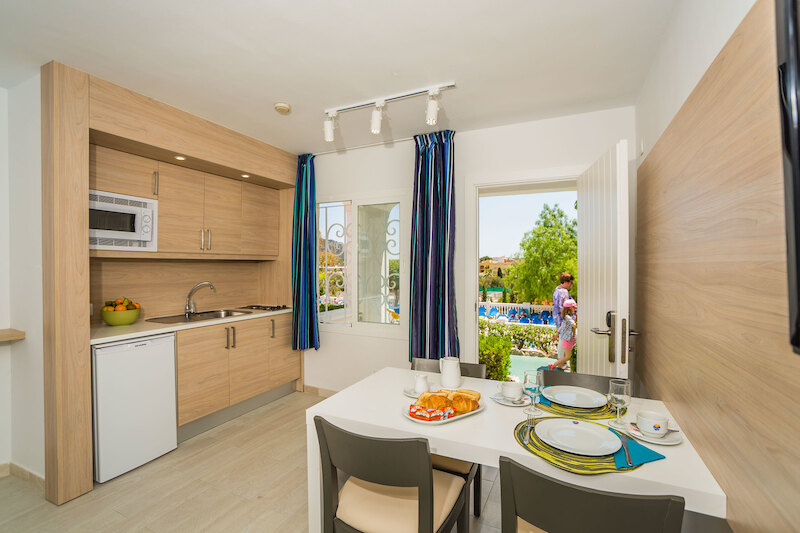 Holiday Center Santa Ponsa 13