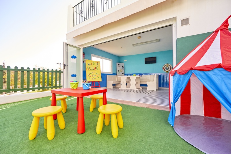 Holiday Center Santa Ponsa 17