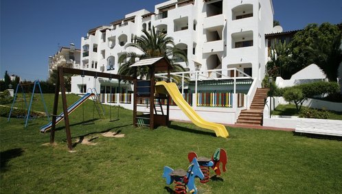 Holiday Center 2