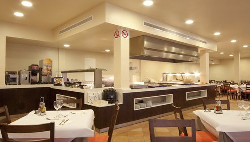 Holiday Center 3