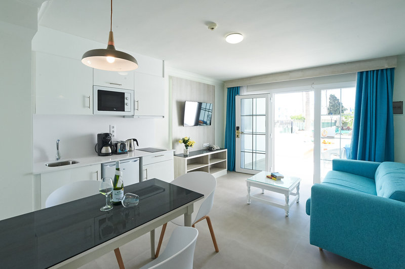 Montana Club Suite Hotel 6