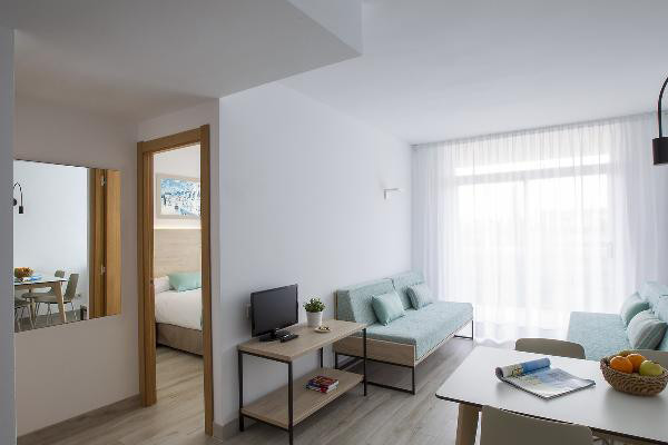 Aparthotel CYE Holiday Centre 10