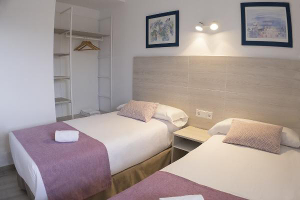 Aparthotel CYE Holiday Centre 12