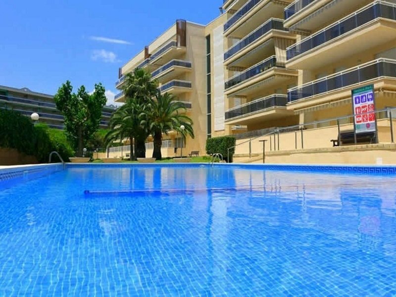 Ventura Village Families Only 4