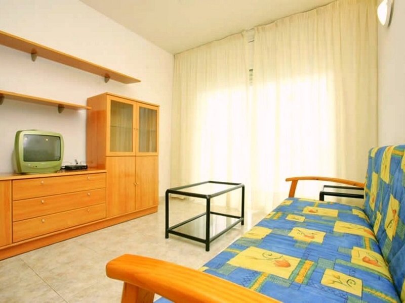 Ventura Village Families Only 10