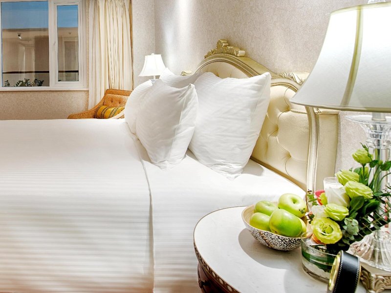 Apricot Hotel 37