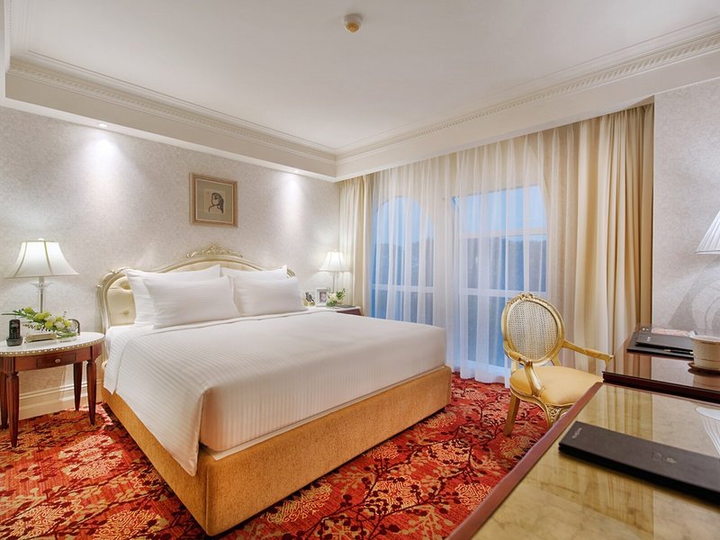 Apricot Hotel 43
