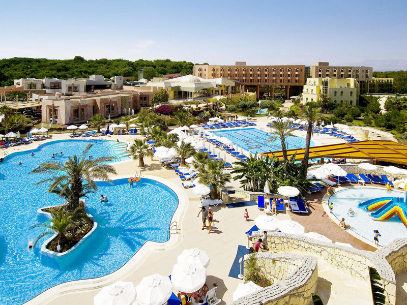 Blue Waters Club 1