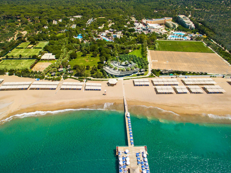 Blue Waters Club 7