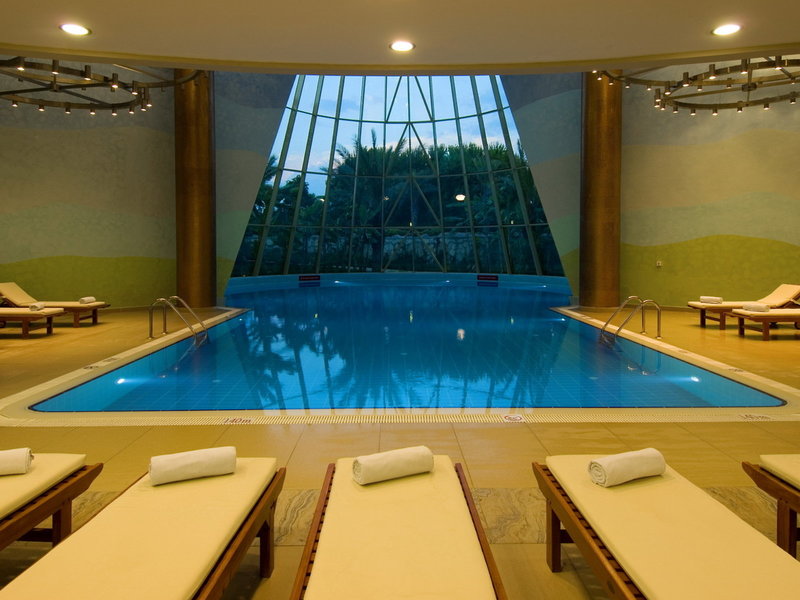 Blue Waters Club 9