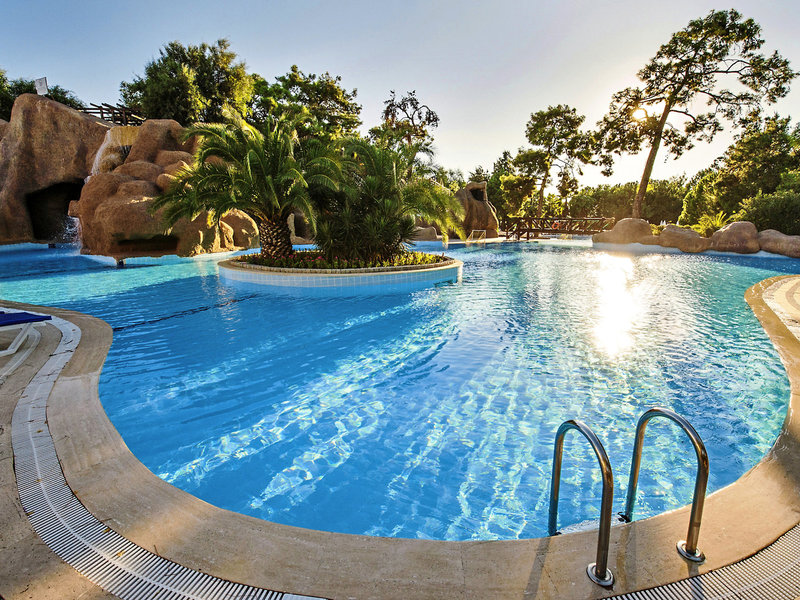 Blue Waters Club 10