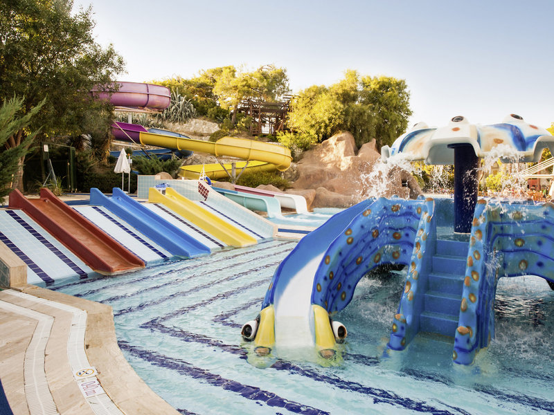 Blue Waters Club 15